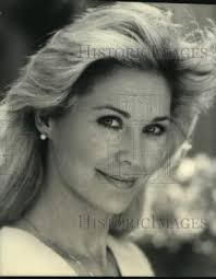 1986 Press Photo Dee Wallace Stone stars in "Together We Stand"