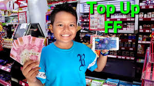 Kamu dapat memilih metode potong pulsa, pakai voucher, gopay, ovo, dana, internet banking, atau memanfaatkan indomaret dan alfamart. Top Up Diamond Ff Langsung Beli Bundle Skin Youtube