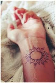 Simple Sun Or Flower Wrist Henna Tattoo Design By Theresa Wrist Henna Henna Tattoo Designs Henna Tattoo