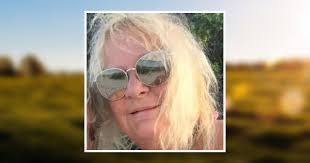 Susan Dunshee's Instagram, Twitter & Facebook