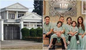 Check spelling or type a new query. 15 Rumah Mewah Milik Para Artis Saking Luasnya Sampai Ada Yang Kesasar Di Rumah Sendiri