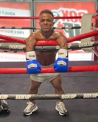 Aiden lewandowski born to rosalie and mike lewandowski in granada hills, california, he has a sister named alexis. Meet Aiden Likkleman Henry The 3ft Ppv Star Who Went From Prison To Prizefighter Training With Conor Benn