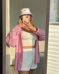Merel Gebe Fashion Travel On Instagram Pink Summer Outfits Pastel Pink Aesthetic Outfits Outfit With Bucket Hat