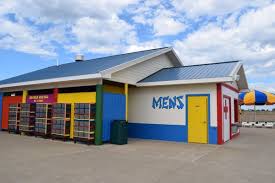 Souvenir photos with your favorite exotic bring the family! The Watering Hole Safari And Waterpark At Monsoon Lagoon 83 Photos 29 Reviews Zoos 1530 S Danbury Rd Port Clinton Oh Phone Number