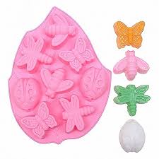 A scaled, solid cylinder is included for ease of removal. 14 Best Bath Bomb Molds For A Fun Diy Exercise At Home