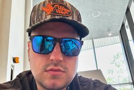 Andrew Tkaczyk (@illgrip) • Instagram photos and videos