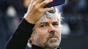 Petr kellner (born 20 may 1964) is a czech businessman. Petr Kellner Dead Czech Republic S Richest Man Owned 30 Tv Networks Deadline