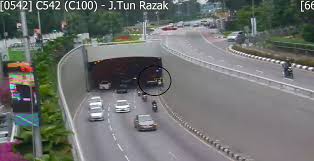 Jalan kuching / jalan raja laut near bangunan dbkl. Itis Dbkl On Twitter Jalan Tun Razak Kereta Rosak Di Dalam Terowong Tabung Haji Dari Bulatan Kg Pandan Lorong Kiri Terhalang Kltu