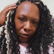 Gonna pop about 12 of the new KFC Strawberry & Creme Pie Poppers directly  in my mouth! 🍓🥧 Available starting today at KFC