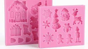 Chaussette faite de tissu pour décorer la cheminée. Noel Decoration De Gateau A Faire Soi Meme Avec Emporte Piece De Noel Facile A Utiliser Decor De Noel Pour Gateau Et Patisserie Un Max D Idees