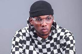 Victor Ad Olofofo Lyrics