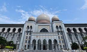 It was originally the city hall but must have been converted into some kind of justice building later on. Malaysiakini March To Palace Of Justice Lawyers See Red Over Arun S Prison Sentence