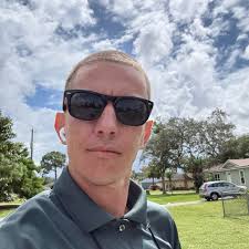 Attending Suwannee Hulaween festival solo