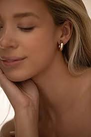 Amazon.com: CONRAN KREMIX Aretes de aro de oro grueso que no se deslustra  para mujer, a prueba de agua, aro grueso de oro real de 18 quilates, aretes  ...