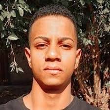 Stream Fabio Gonçalves music