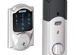 The beauty of smart locks is that it gives you more than just the ability to remotely lock or unlock your front door. Schlage Connect Clave Casa Inteligente Cerraduras Herraduras