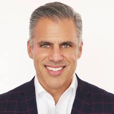 Toronto Real Estate Agent: Mark Arnstein, RE/MAX Hallmark Realty Ltd