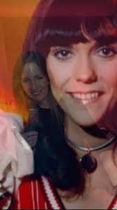 Hello! Just singing my Christmas List 😆🤗 #sarahleeentertainer  #myfavouritethings #soundofmusic