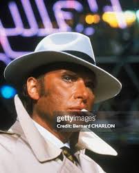 Portrait de Johnny Hallyday lors d'un concert au Palais des Sports le 11  novembre 1982 à Paris