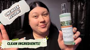 Amazon.com : Advanced Clinicals Oil Control Purifying Facial Mist Toner.  Hydrating, Non-Greasy Tea Tree Oil, Witch Hazel Toner W/Aloe Vera Face Mist  Cleans Pores & Clears Acne All Skin Types, 8 Fl