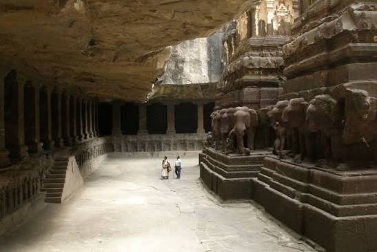 Ellora Caves | Aurangabad | Backpackers United