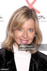 Wendy Bouchard's Instagram, Twitter & Facebook