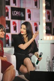 High Quality Bollywood Celebrity Pictures: Aishwarya Rai Bachchan Sexy  Upskirt Photos From Loreal Pure Reds Lipsticks Collection Launch In  Palladium Hotel, Mumbai
