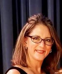 Julie Piercy's Instagram, Twitter & Facebook