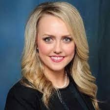 Maryellen Hill's Instagram, Twitter & Facebook