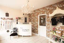 Unlike some purists, we at posh pets spain clip the dogs' tender spots, like bellies, instead of stripping, even for show dogs. Posh Pups Kew Dog Grooming Salon Decor Dog Grooming Dog Grooming Salons