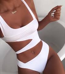 It represents the freedom of choice, how you don’t and shouldn’t care nor fear about what opinions others will have about you. Belly Piercing Images On Favim Com