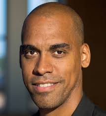 Autonomous robot REV-1 delivers lunch in Ann Arbor