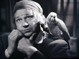 Holiday treat. Here's Wallace Beery starring in SWEEDIE LEARNS TO SWIM  (1914). My recording of "By the Sea" and my original music.