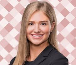 Nicole Bartz's Instagram, Twitter & Facebook