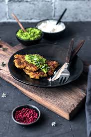 Glutenfreie Und Vegane Kurbis Zucchini Puffer Rezept Kurbis Puffer Zucchini Puffer Fitness Lebensmittel