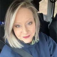 Cindy Kiser's Instagram, Twitter & Facebook