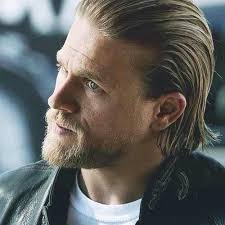 Charlie Hunnam Perfect Blonde Hair And Beard Charlie Hunnam Jax Teller Haircut Haircuts For Men