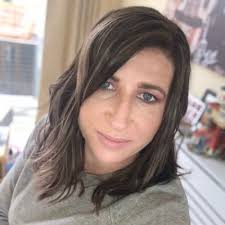 Suzanne Macpherson (@SuzanneMacpher2)