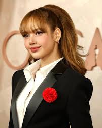 LISA was the #1 most talked-about attendee at this year's Oscars, scoring a  message volume of 1.2 million as per @SproutSocial 's Listening and  Influencer Marketing! 💪💃1⃣🎞️🏆🇺🇸👑❤️‍🔥 #Oscars2025