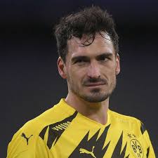Check out his latest detailed stats including goals, assists, strengths & weaknesses and match ratings. Bvb Mats Hummels Im Stadion Vergessen So Heftig Kriselt S In Der Mannschaft Fussball