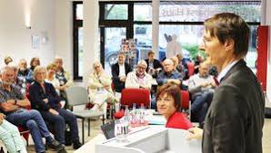 Eigentlich ist er nur ein einfacher deutscher abgeordneter, ein hinterbänkler, wie so viele. Die Beruhmteste Rote Fliege In Burgdorf Burgdorf Marktspiegel Verlag De