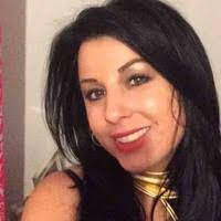 Deborah Mort's Instagram, Twitter & Facebook