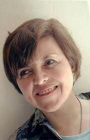 Elsa Cross : Poeta y Ensayista