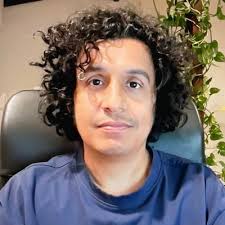 Motion design is perfect for communicating complex subjects in a way that  is not only accessible and easy to understand, but also enjoyable to watch. 