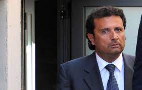 Januar 2012 der verantwortliche kapitän der costa concordia , als das schiff versuchte. Deutsche Costa Concordia Uberlebende Hoffen Auf Haft Fur Kapitan