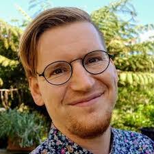 Robert Gora's Instagram, Twitter & Facebook