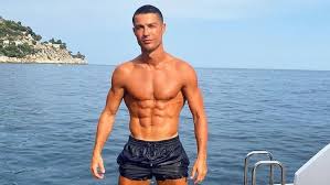 Cristiano ronaldo dos santos aveiro goih comm (portuguese pronunciation: Eto Chelovek Ili Mashina Polzovateli Ocenili Foto Mokrogo Ronaldu Sport Ekspress