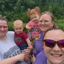 Has anyone done the paint n sip soap jewelry making at Sandals?