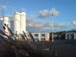 In the united states, lafargeholcim companies have resources across the country, whether operating under the name lafarge, holcim, aggregate industries or lattimore materials, to meet your needs. Holcim Wikipedia