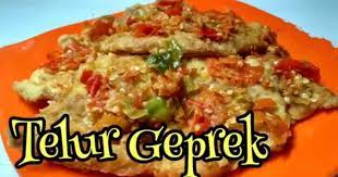 Cara Membuat Telur Geprek Bahan Bahan 2 Butir Telur 150 Gr Tepung Terigu 1 5 Sdt Garam 1 4 Sdt Ma Resep Masakan Ide Makanan Makanan Sehat